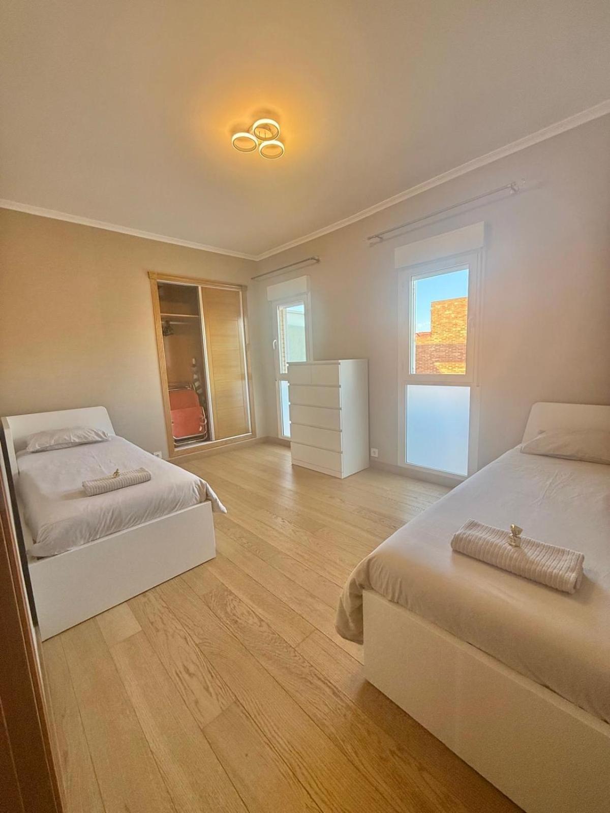 Modern Flat Close To Beach Кампелло Экстерьер фото